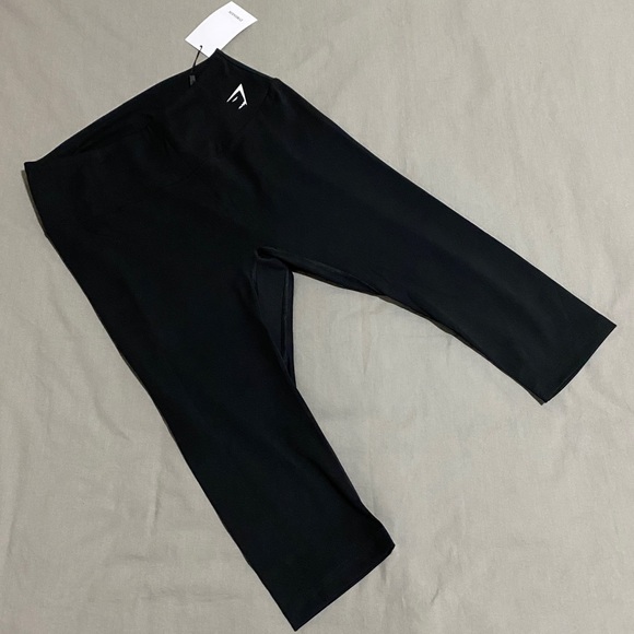 Gymshark Cropped Training Leggings, Black, Large - Picture 2 of 6